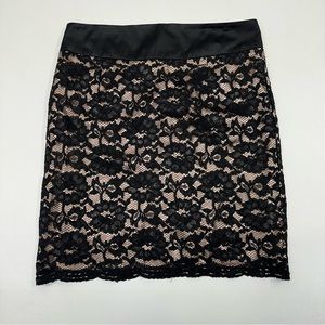 Forever 21 XXI Lace Overlay Beige Satin Lining Pencil Skirt Womens Size Large
